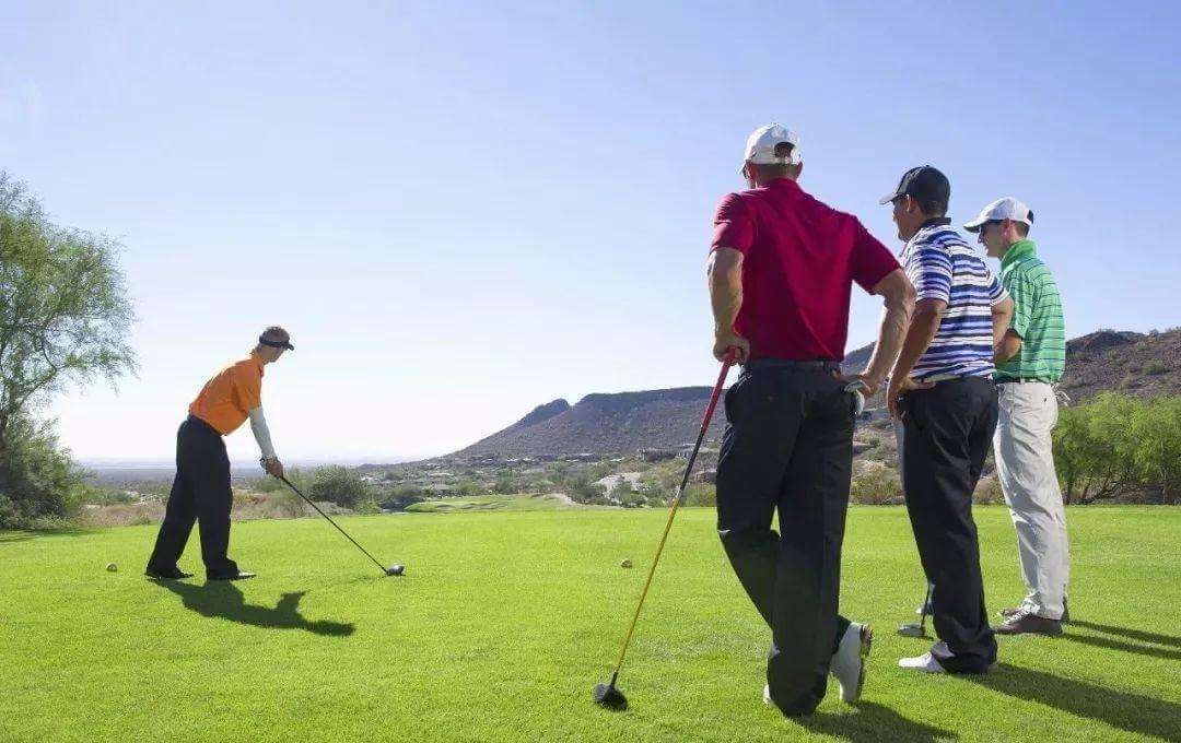 法國ESG高等商學(xué)院高爾夫俱樂部