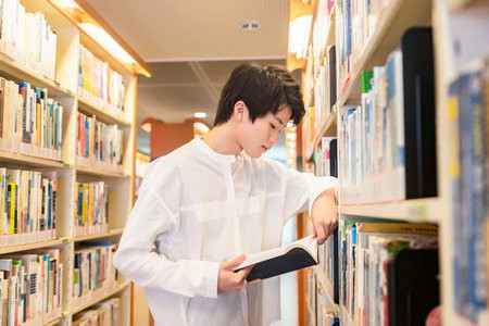 西南財(cái)經(jīng)大學(xué)非全日制研究生一般安排什么時(shí)候面試？