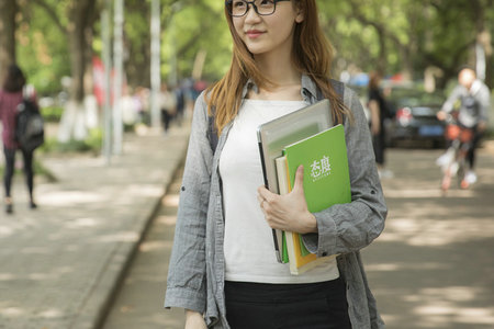 遼寧工業大學同等學力畢業證書