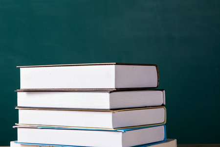 貴州財(cái)經(jīng)大學(xué)非全日制研究生成績(jī)查詢?nèi)肟? alt=