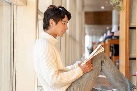 華東師范大學(xué)在職研究生論文要點(diǎn)