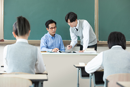 報考中央民族大學(xué)在職研究生可以免試入學(xué)嗎? 報考中央民族大學(xué)在職研究生可以免試入學(xué)嗎?