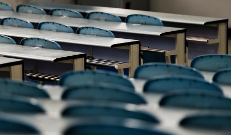 河北科技大學在職研究生一年招生幾次？