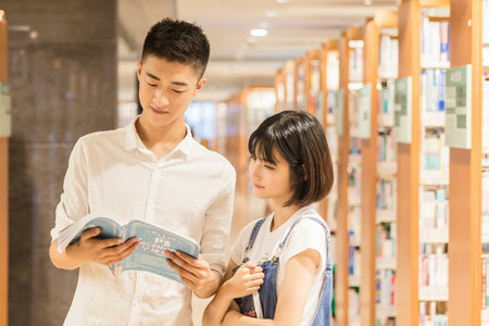 南昌大學(xué)無線電物理在職研究生學(xué)費(fèi)