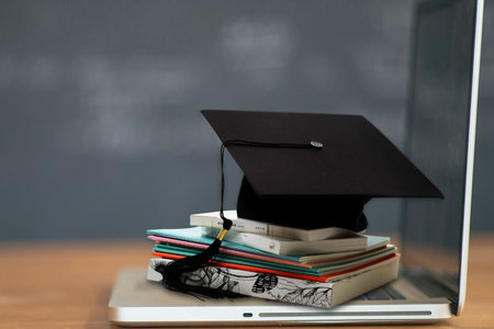 浙江財經(jīng)大學同等學力申碩報名及考試時間 浙江財經(jīng)大學同等學力申碩報名及考試時間