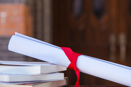 法國巴黎第十二大學(xué)在職研究生報(bào)考條件及流程