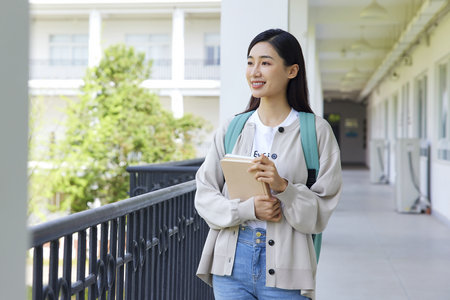 法國ESG高等商學院國際博士學費