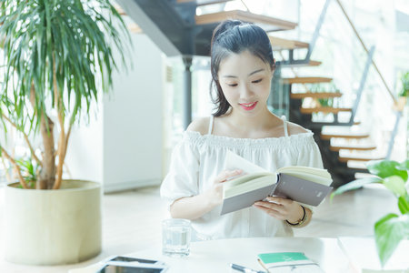 西安財經(jīng)大學非全日制研究生證書 西安財經(jīng)大學非全日制研究生證書