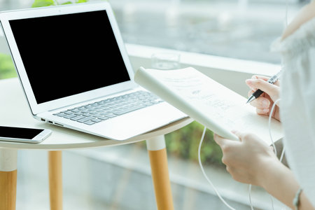 西班牙巴塞羅那大學國際碩士學費一覽表 西班牙巴塞羅那大學國際碩士學費一覽表