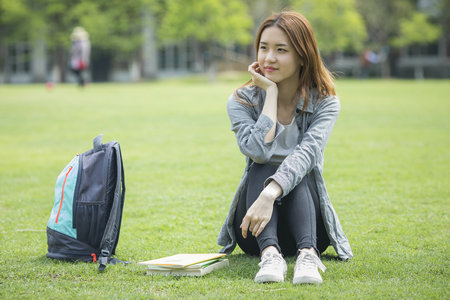 法國(guó)尼斯大學(xué)考試考什么科目 法國(guó)尼斯大學(xué)考試考什么科目