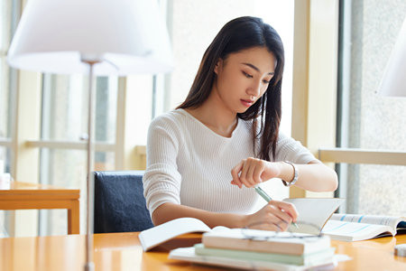 清華大學非全日制研究生報考條件有哪些，什么時候報名？