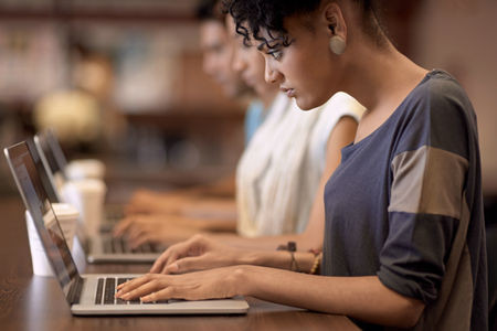 交通運輸工程非全日制研究生學費一年多少錢？