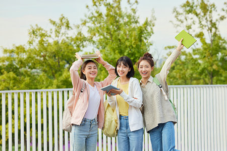 運動訓(xùn)練非全日制研究生學(xué)費一年多少錢？