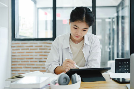 東華大學(xué)EMBA報名入口2025年