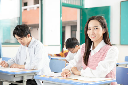 法國(guó)克萊蒙高等商學(xué)院國(guó)際碩士就業(yè)方向及前景 法國(guó)克萊蒙高等商學(xué)院國(guó)際碩士就業(yè)方向及前景