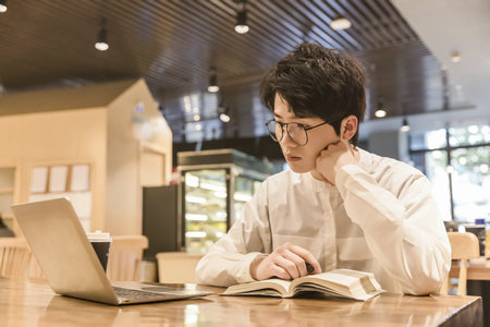 西南民族大學MPA考試科目