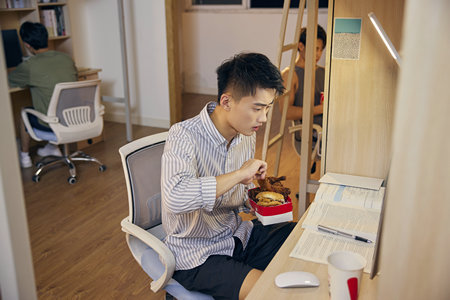 陜西工商管理碩士學院EMBA考試考什么科目 陜西工商管理碩士學院EMBA考試考什么科目