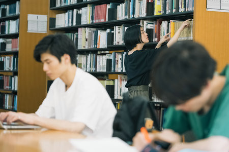 參加青海民族大學非全日制研究生復(fù)試需要滿足什么條件？