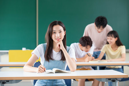 青島農(nóng)業(yè)大學(xué)MPAcc考試成績(jī)?nèi)绾尾樵儯?></a></dt>                                    <dd class=