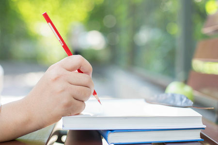 北京郵電大學(xué)EMBA分?jǐn)?shù)線過了就能上嗎？