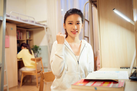 延邊大學(xué)MPA分?jǐn)?shù)線過(guò)了就能上嗎?