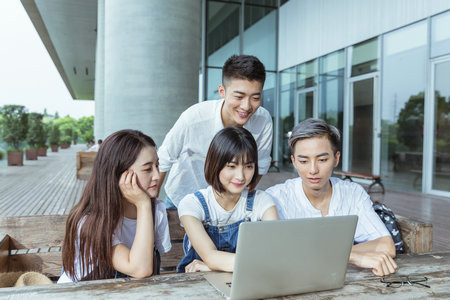 四川輕化工大學MPAcc分數線每年一樣嗎？