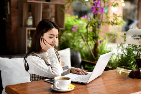 語言學(xué)及應(yīng)用語言學(xué)在職研究生熱門招生院校