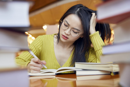 內蒙古民族大學在職研究生法律(非法學)碩士正在招生中 內蒙古民族大學在職研究生法律(非法學)碩士正在招生中