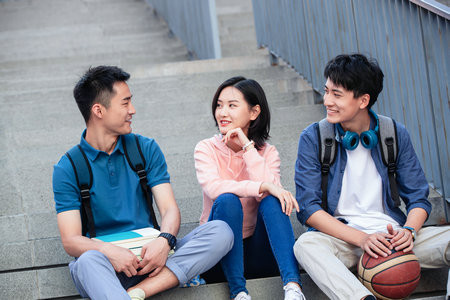 2025中國醫(yī)科大學(xué)在職研究生招生時間安排