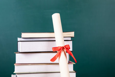 2025年中南大學(xué)在職研究生招生簡(jiǎn)章