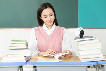 2025年哈爾濱工業(yè)大學在職研究生招生簡章