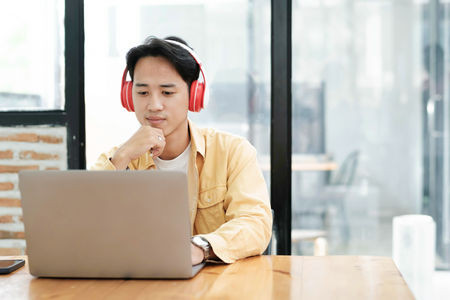 2025年教育學(xué)在職研究生招生簡(jiǎn)章