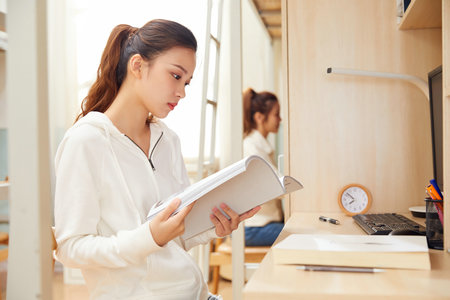 廣州大學在職研究生招生簡章 廣州大學在職研究生招生簡章