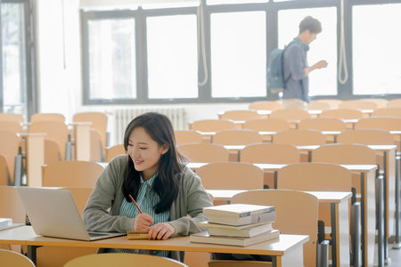 法國(guó)克萊蒙高等商學(xué)院國(guó)際碩士招生簡(jiǎn)章 法國(guó)克萊蒙高等商學(xué)院國(guó)際碩士招生簡(jiǎn)章