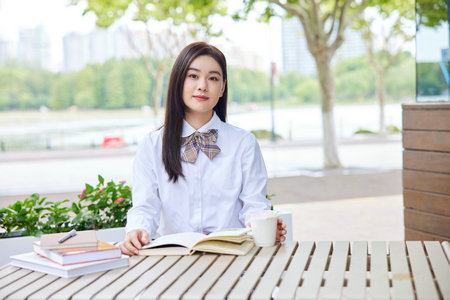 美國瓊斯國際大學國際博士招生時間 美國瓊斯國際大學國際博士招生時間