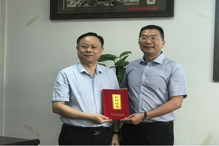 回校助力學院科技創新公益平臺建設圖片02