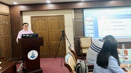 人力資源協會會長張桐瑞介紹了協會從籌備到成立的過程