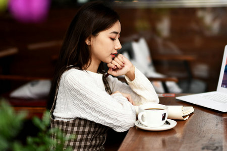 寧波大學同等學力在職研究生招生人群 寧波大學同等學力在職研究生招生人群