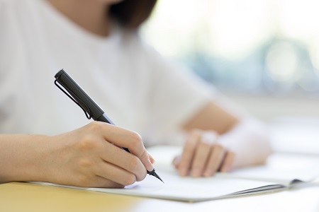  湖南大學教育學在職研究生是怎么上課的？