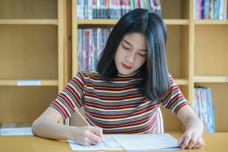 法國諾曼底管理學院報考條件及流程