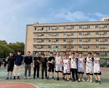 學生活動 | 中南財經政法大學MBA:激情青春,以“藍”會友! 學生活動 | 中南財經政法大學MBA:激情青春,以“藍”會友!