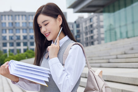 法國INSEEC高等商學(xué)院報考條件 法國INSEEC高等商學(xué)院報考條件