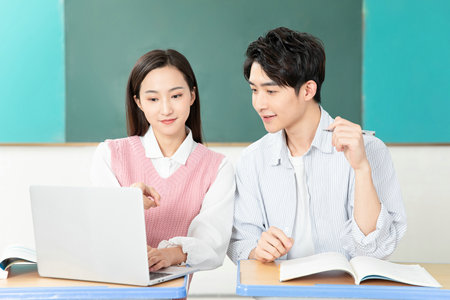 新疆大學(xué)在職研究生考試科目 新疆大學(xué)在職研究生考試科目