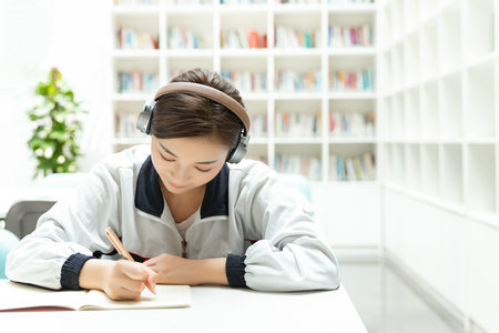 西安外國語大學MF招生動態(tài) 西安外國語大學MF招生動態(tài)